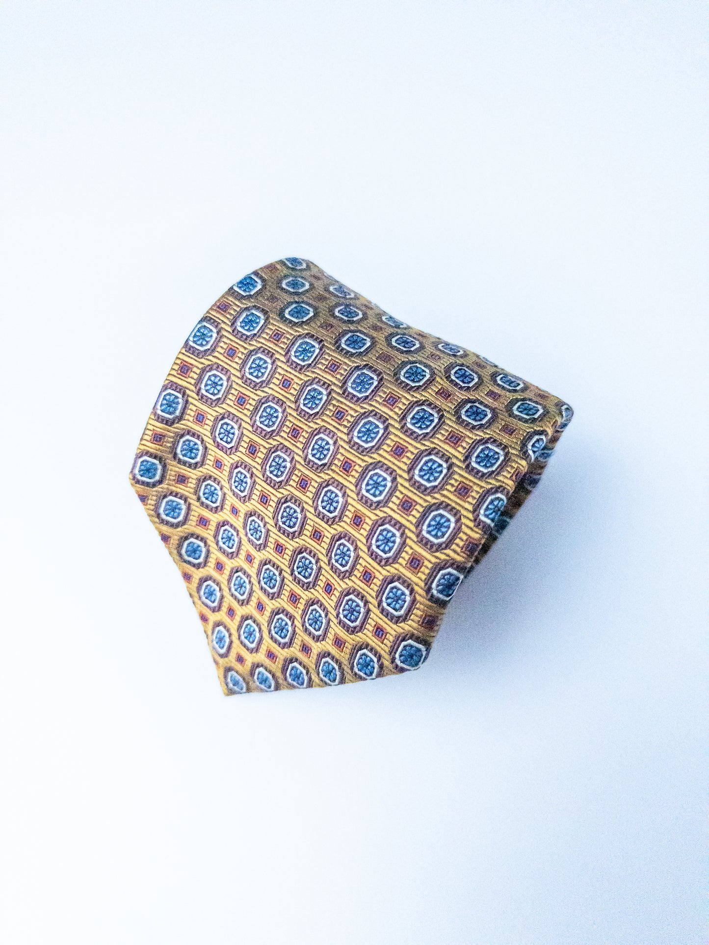 Brooks Brothers | Lecturer’s Medallion