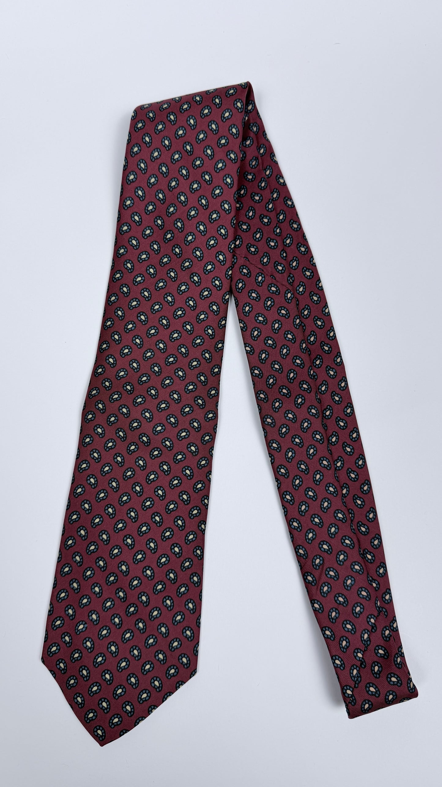 Brooks Brothers | Library Lounge Essential