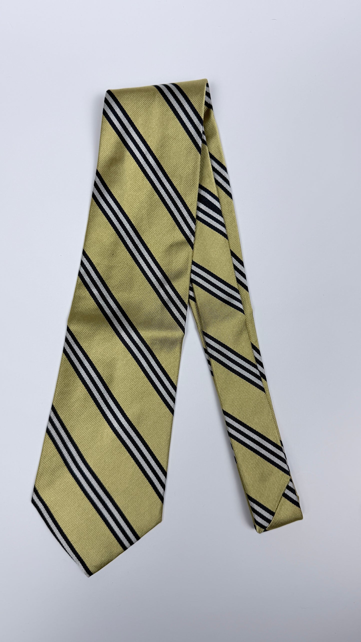 Brooks Brothers | Yellow Rep Legacy