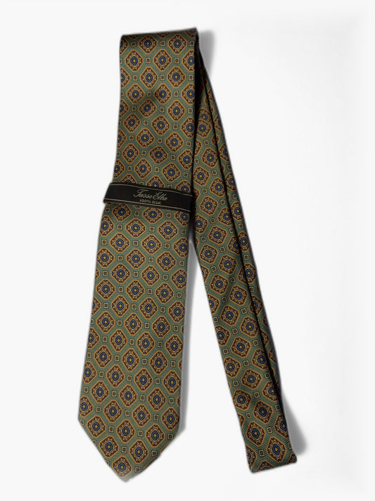 Tasso Elba | Campus Walk