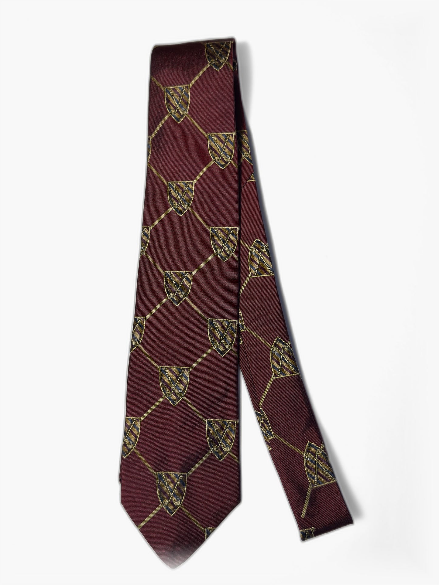 Brooks Brothers Club-Krawatte mit Wappen auf Burgund, Gesamtansicht