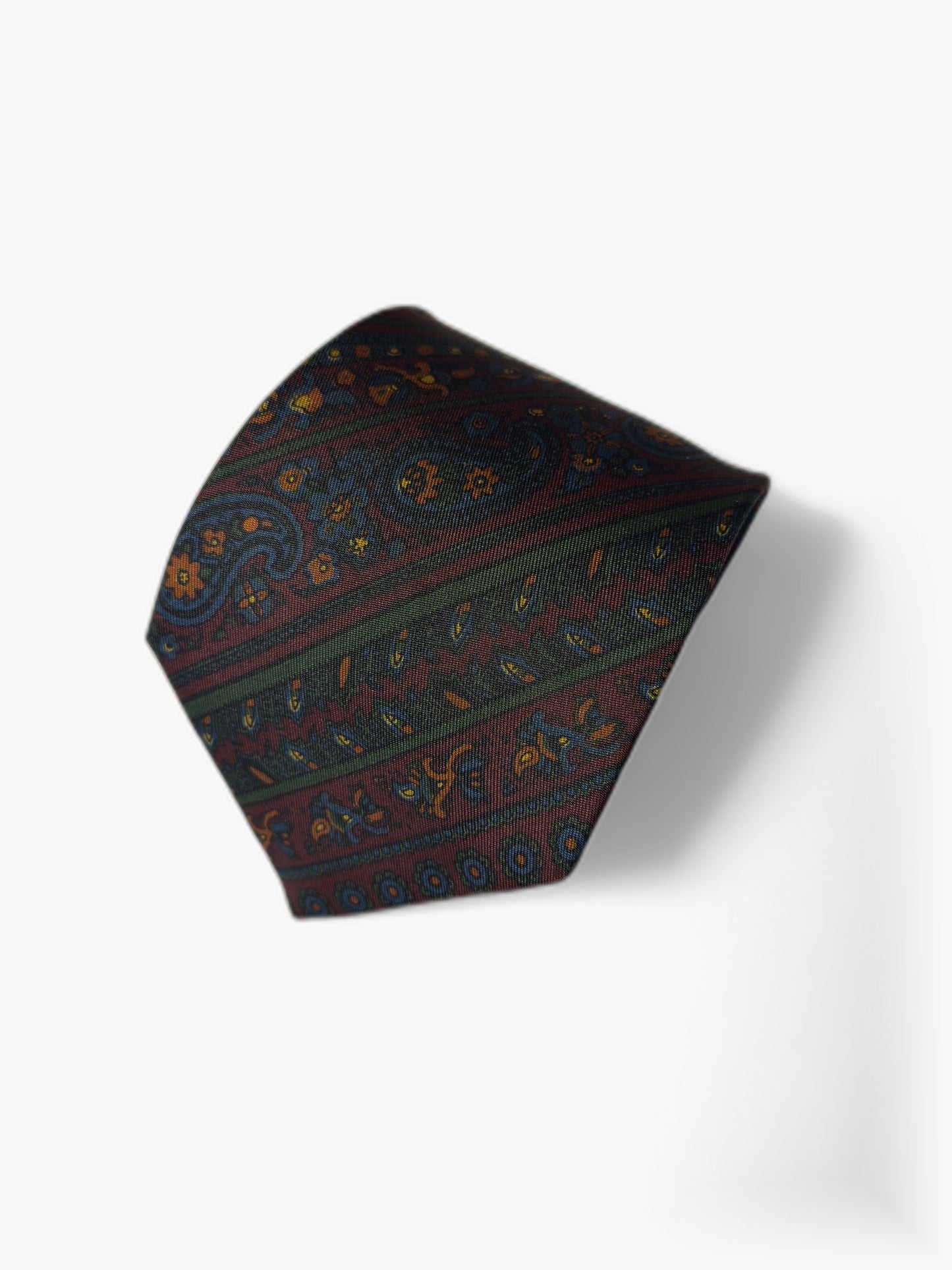 Detail: Vintage Krawatte mit Paisley-Streifen in dunklen Tönen, Nahaufnahme